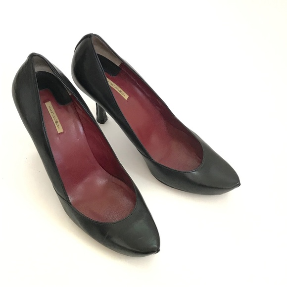 MAX STUDIO Black Leather Heels Stiletto Pumps Women’s Size 6 - Picture 1 of 15